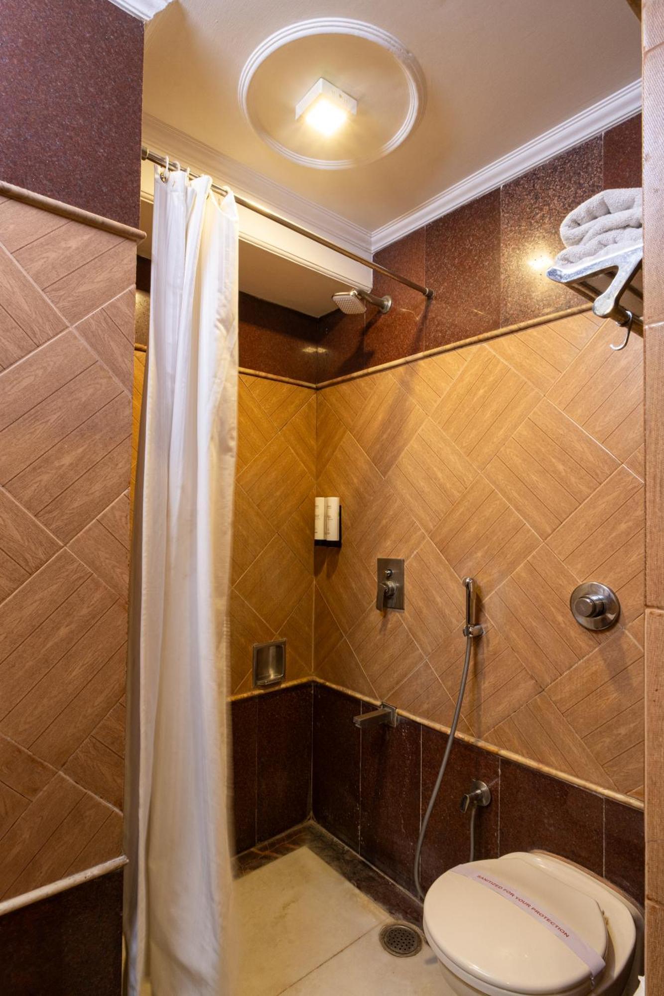 Hotel Sunstar Grand Delhi  Exterior foto